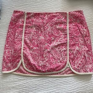 Pink patterned Lilly Pulitzer skirt